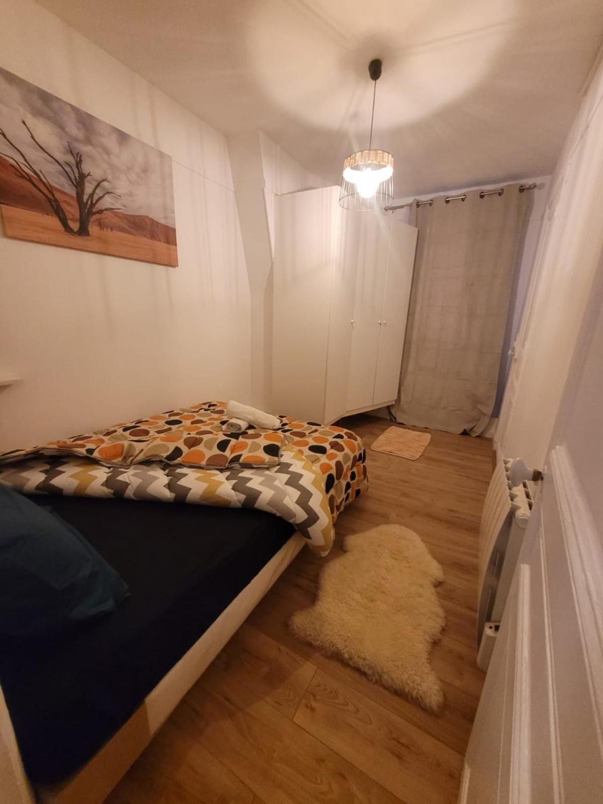Charmant Appartement Pres De Montmartre 2 Paris Bagian luar foto
